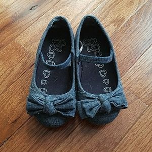 Toddler dress shoe